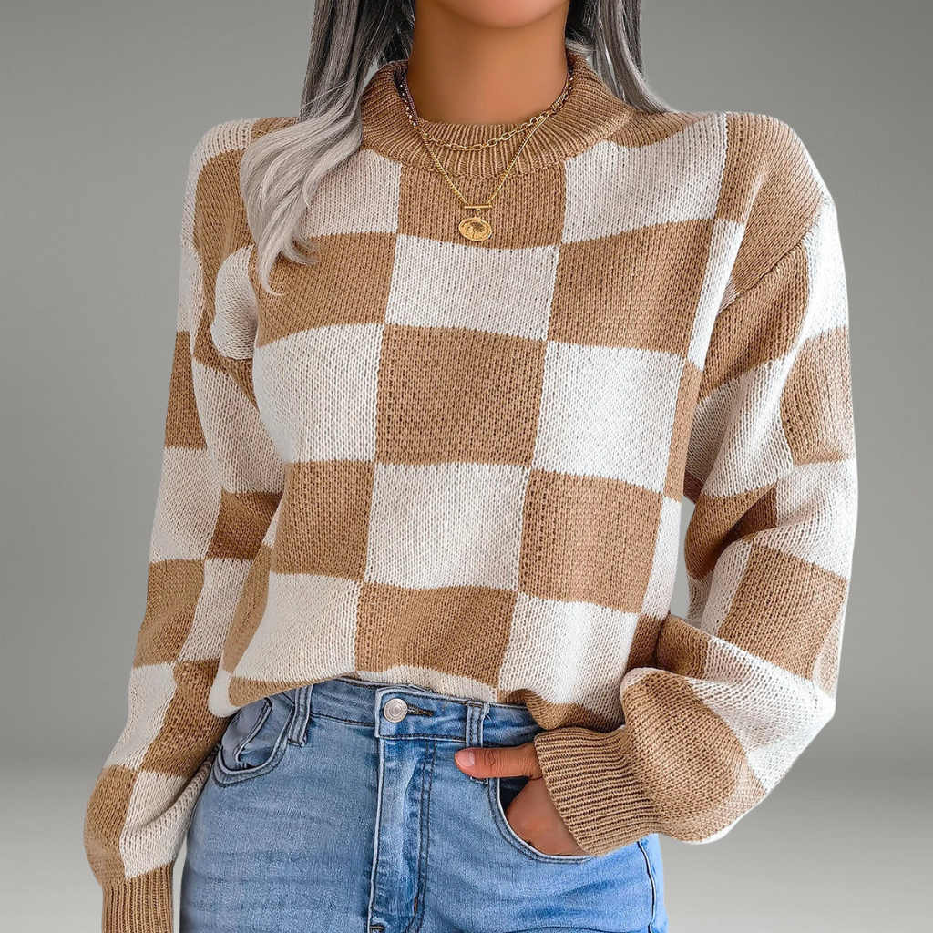 Women’s Knit Sweater with Checkered Pattern and Crew Neck
