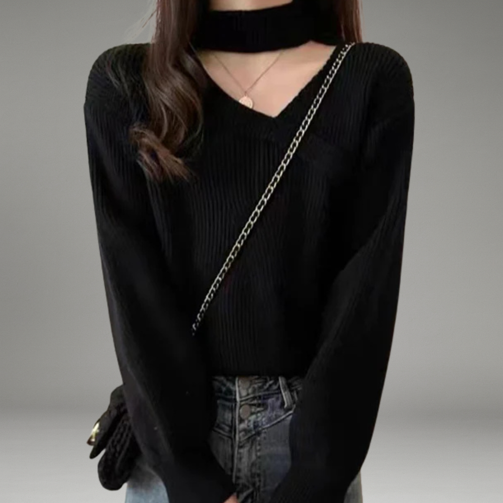 Women’s Knit Sweater with V-Neck and Choker Collar
