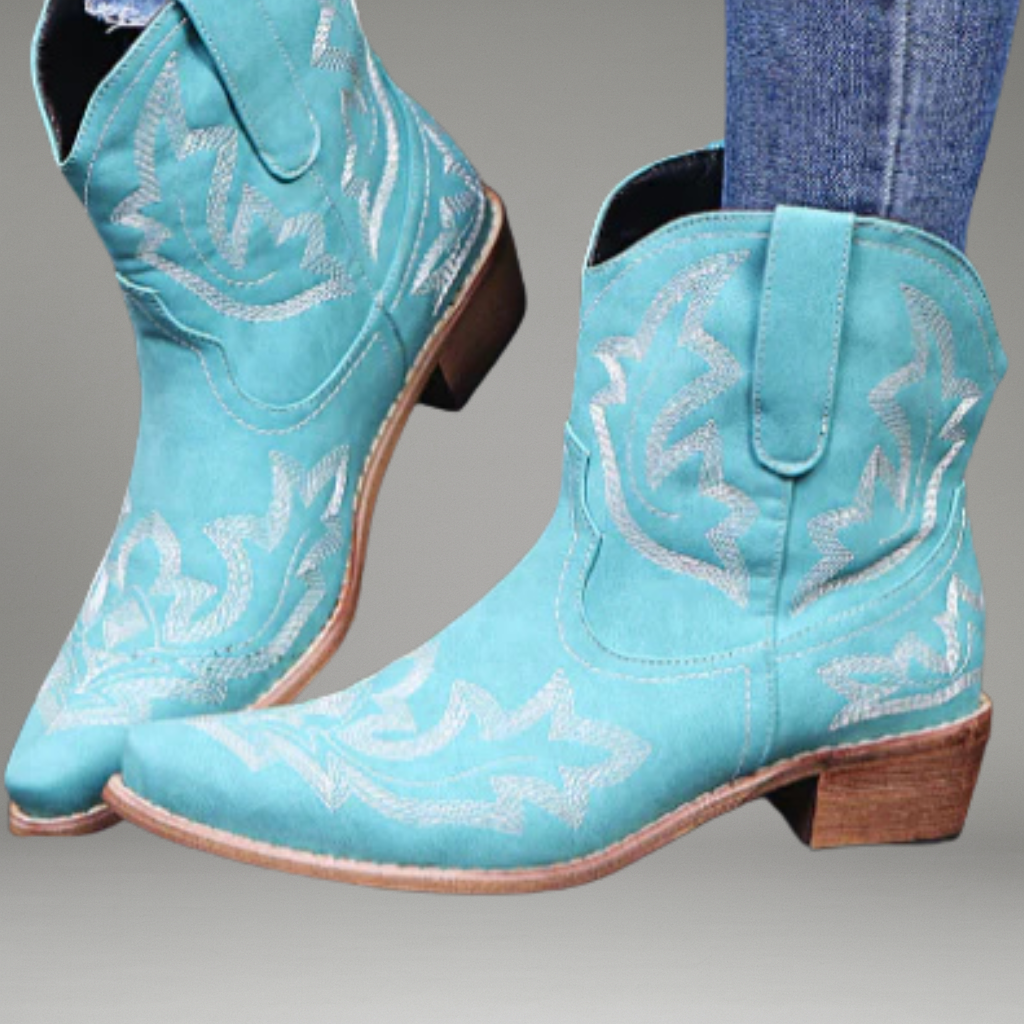 Women’s Western Boots with Pointed Toe and Stacked Heel